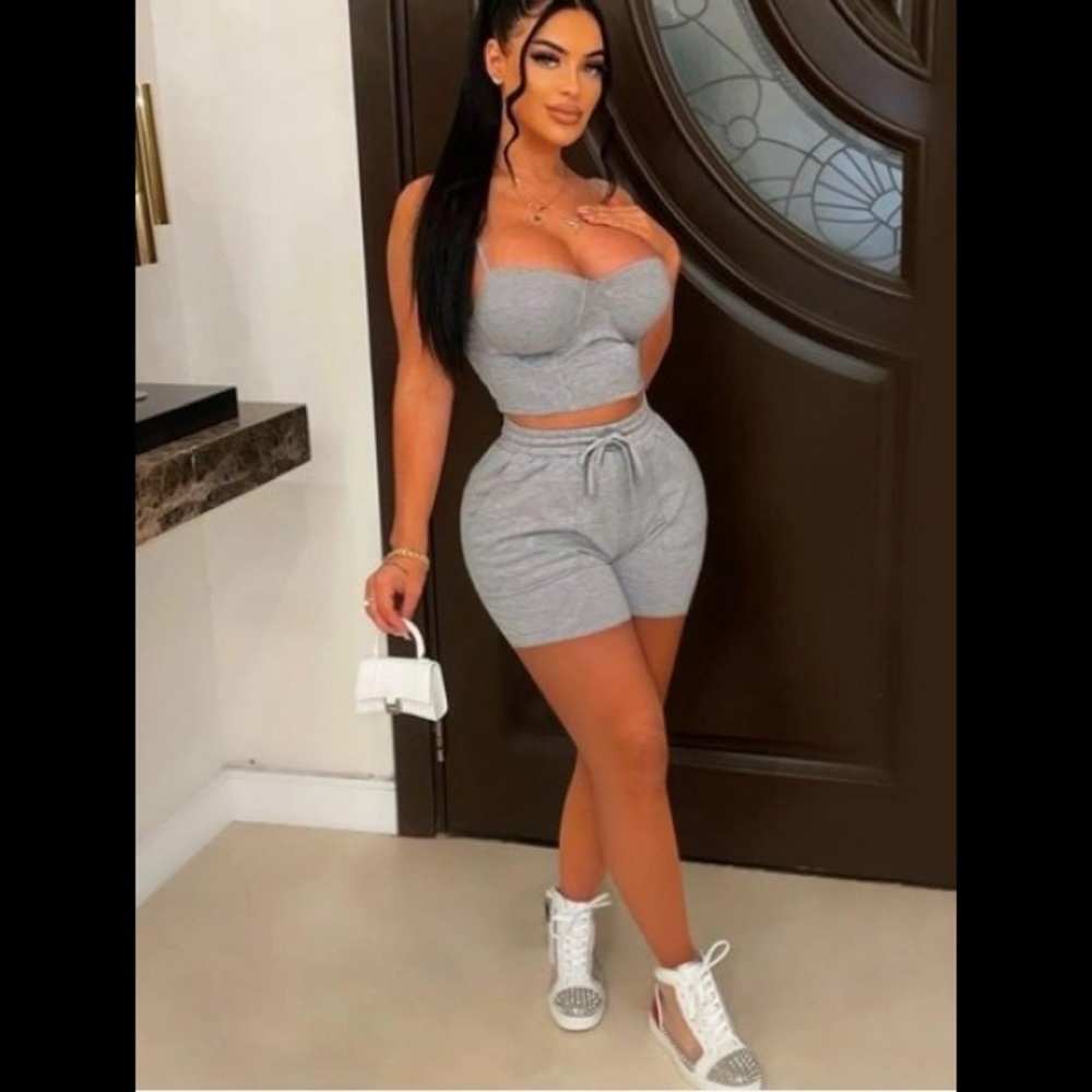 Cute Grey Cami Top & Drawstring W/ Side Pockets Shorts Set